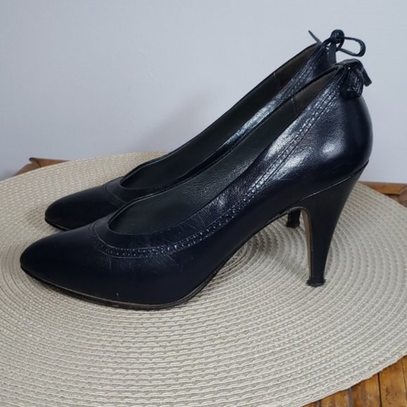 Vintage Italian Leather Navy heels - Picture 1 of 8